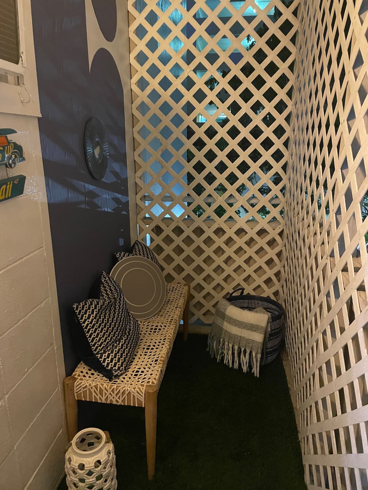 Stylish studio near Kuhio Beach - Photo 3