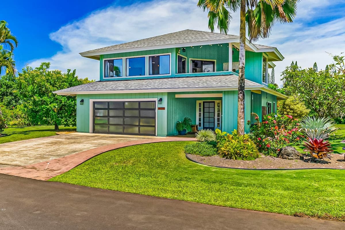 Home in Princeville · ★4.88 · 3 bedrooms · 5 beds · 3 shared baths - Photo 3