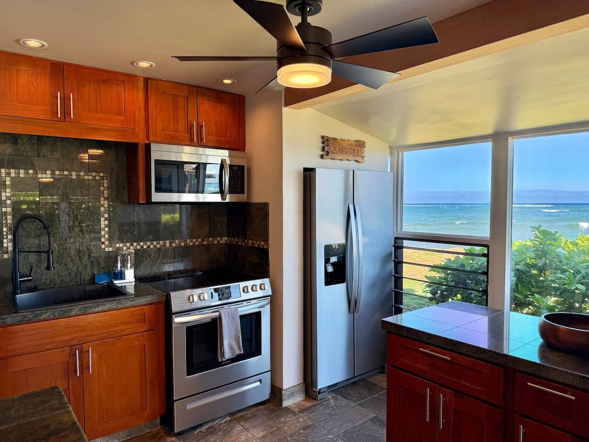 Townhouse in Waialua · ★4.98 · 2 bedrooms · 1 bed · 1 private bath - Photo 5