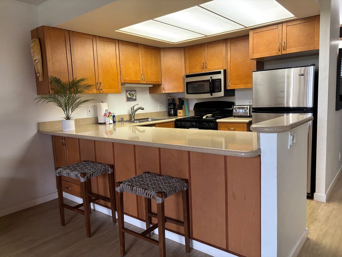 Condo in Kihei · ★4.9 · 2 bedrooms · 2 beds · 2 private baths - Photo 3