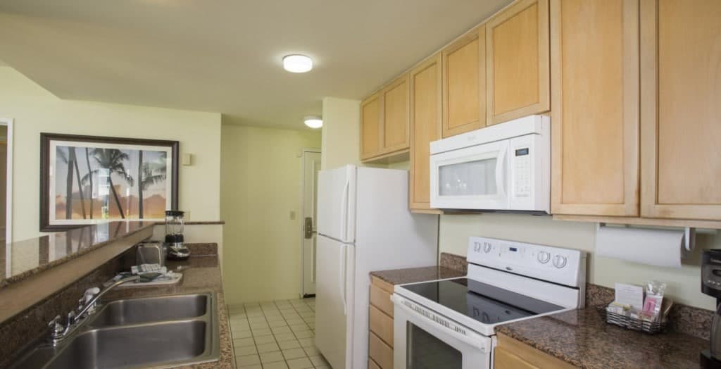 Resort in Koloa · ★5.0 · 2 bedrooms · 4 beds · 2 shared baths - Photo 3