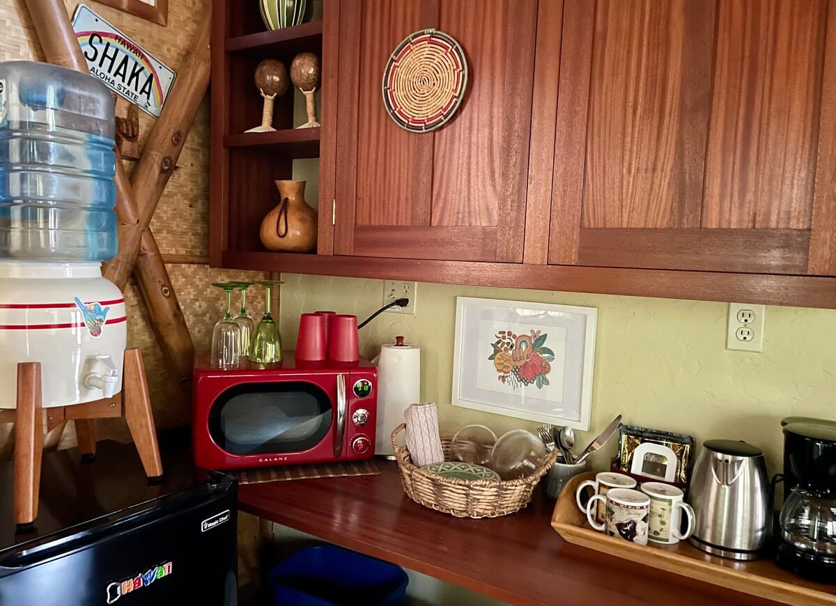 Coastal Jungle Bamboo Cottage ~ 1 - Photo 4