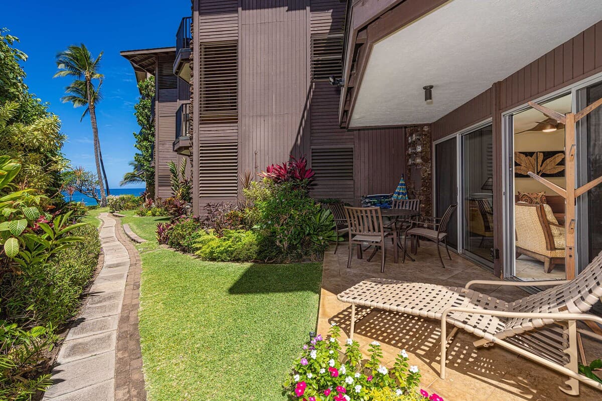 Condo in Kihei · ★5.0 · 2 bedrooms · 4 beds · 2 baths - Photo 2