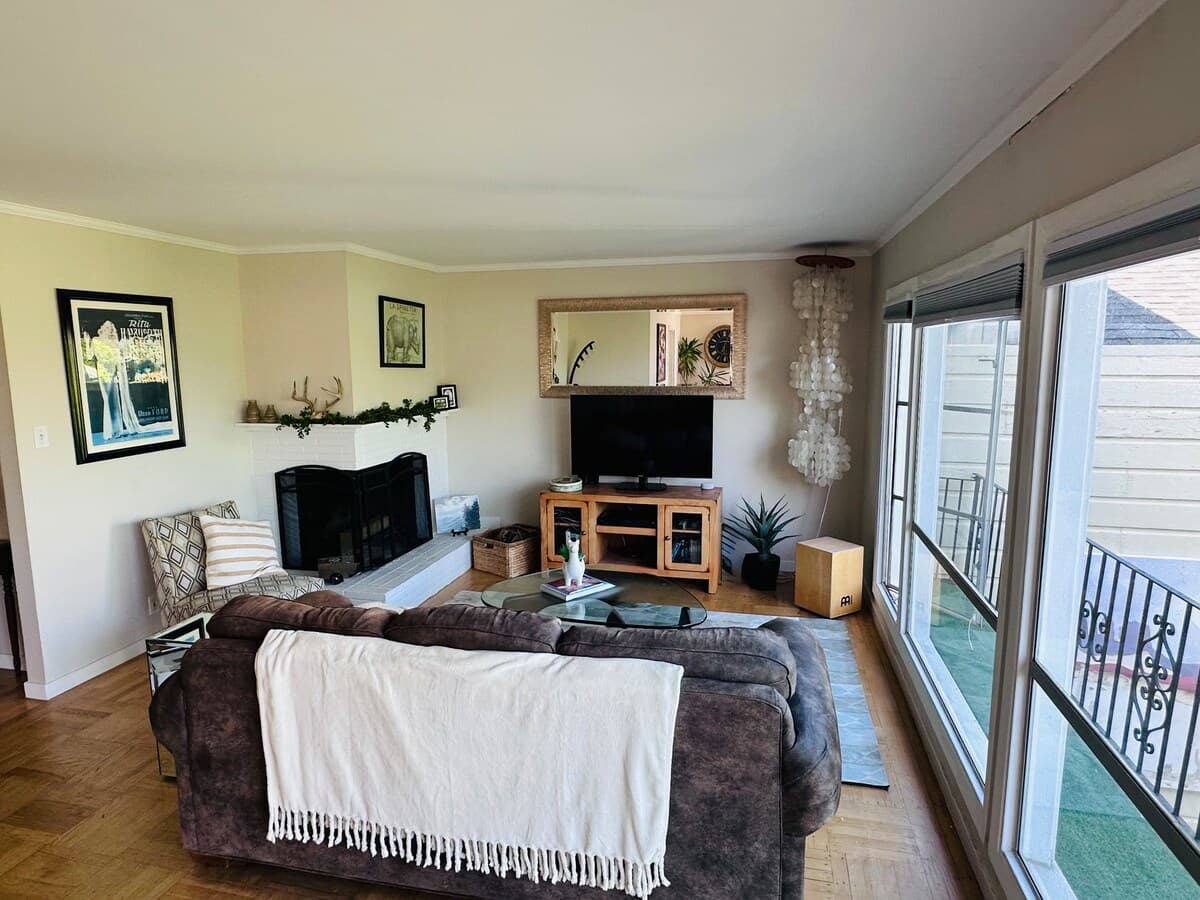 Noe Valley Condo with Private Yard & Fire Pit - Photo 1
