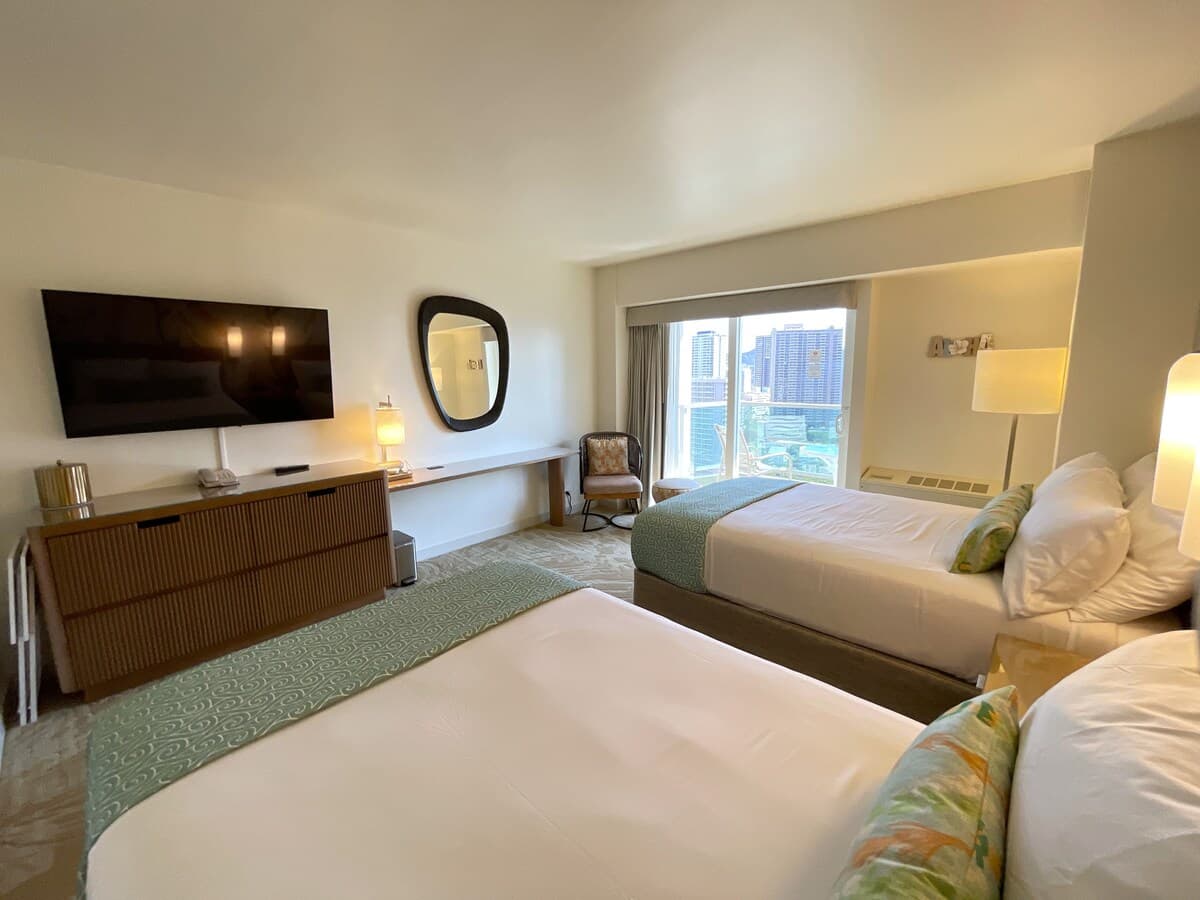 Hotel in Honolulu · ★4.7 · 1 bedroom · 2 beds · 1 private bath - Photo 5