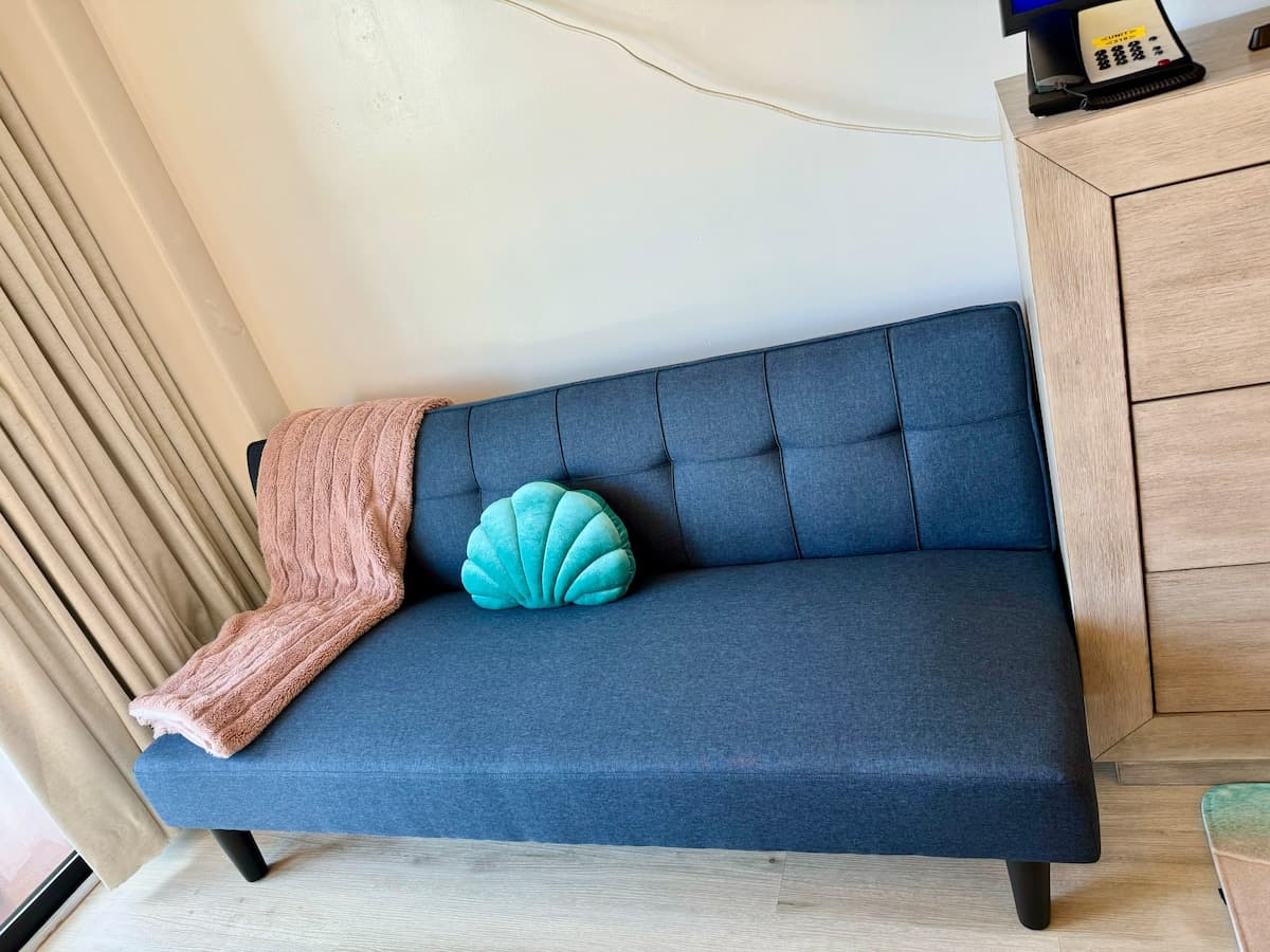 Hotel in Honolulu · ★4.9 · Studio · 2 beds · 1 private bath - Photo 5