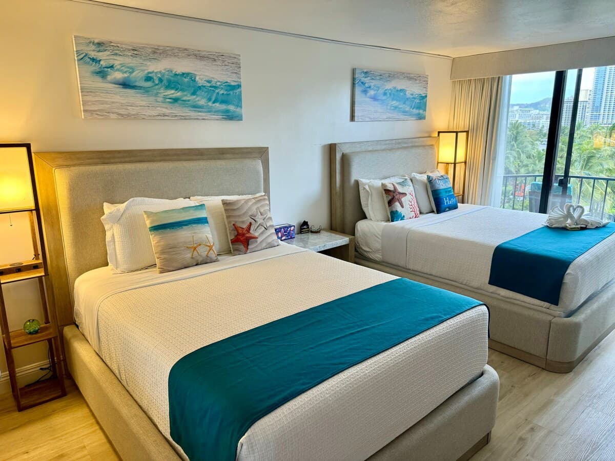 Hotel in Honolulu · ★4.9 · Studio · 2 beds · 1 private bath - Photo 2
