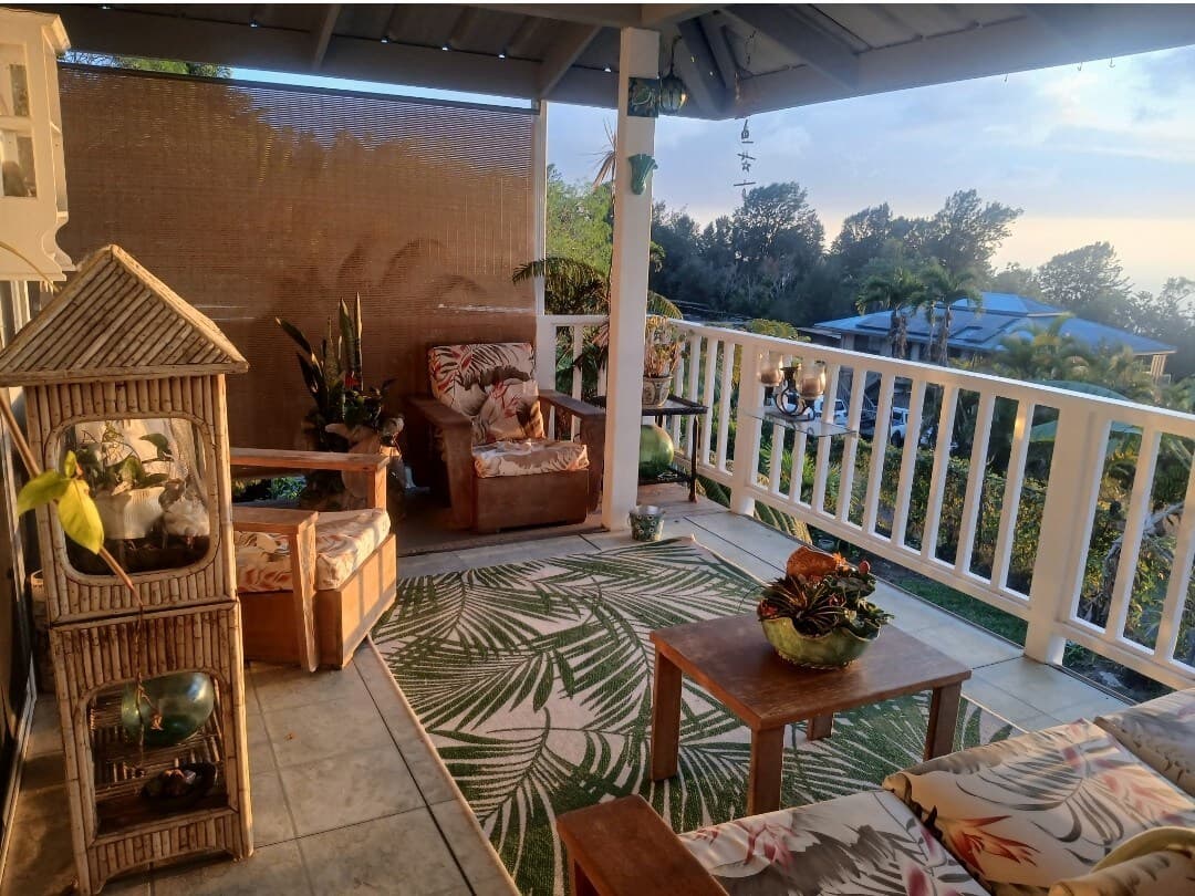 Country Petite Retreat, AMAZING view, fresh fruit - Photo 2