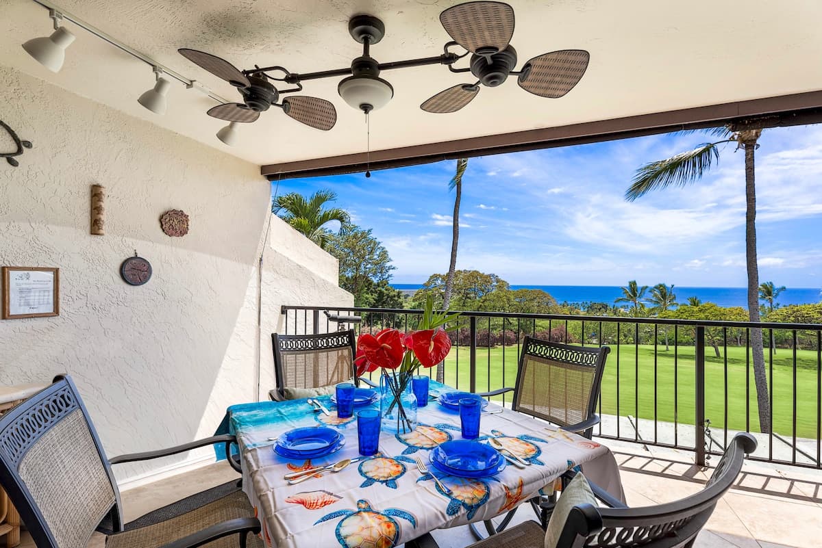 Condo in Kailua-Kona · ★4.97 · 3 bedrooms · 4 beds · 2 baths - Photo 5
