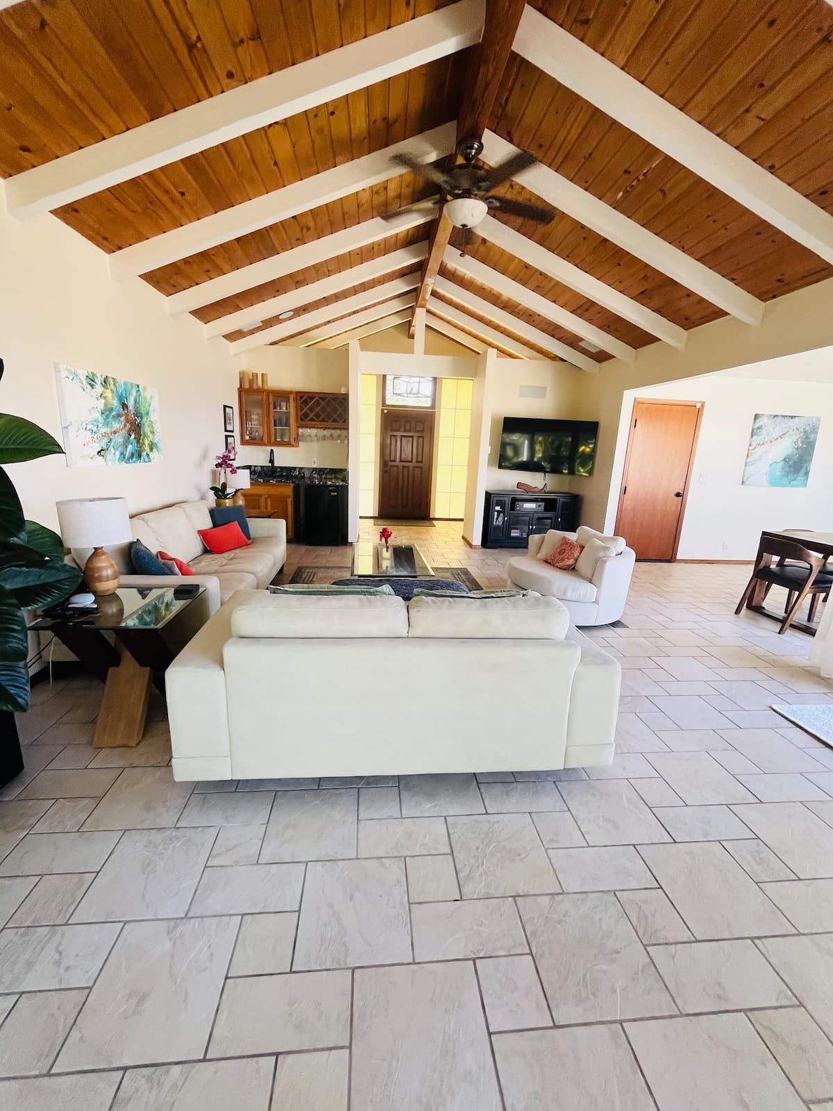 Home in Pahoa · ★4.86 · 2 bedrooms · 2 beds · 1 private bath - Photo 5