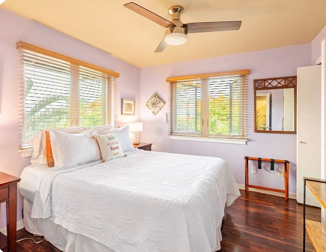 Home in Kailua-Kona · ★4.96 · 1 bedroom · 1 bed · 1.5 shared baths - Photo 1