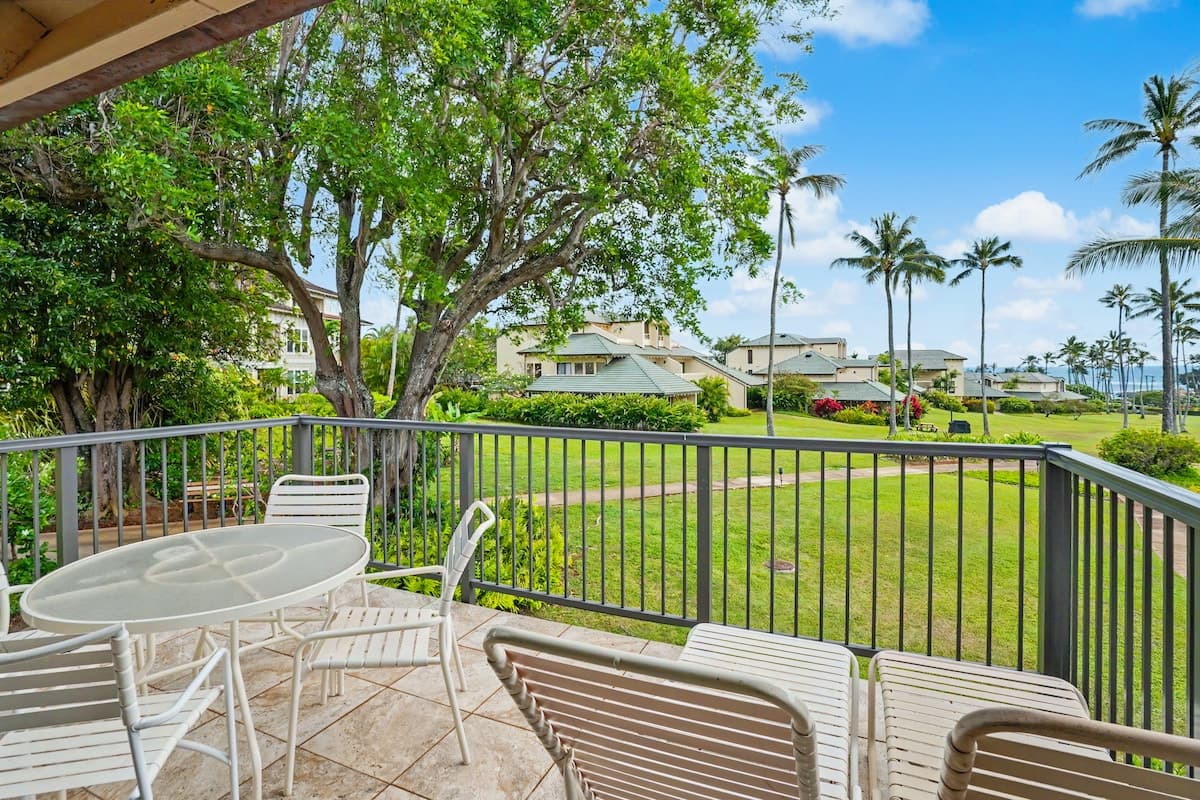 Condo in Koloa · ★4.88 · 1 bedroom · 2 beds · 1 bath - Photo 5