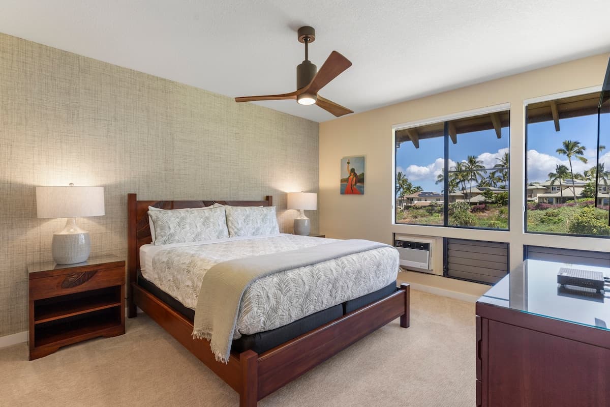 Condo in Wailea · ★4.8 · 2 bedrooms · 3 beds · 2 baths - Photo 4