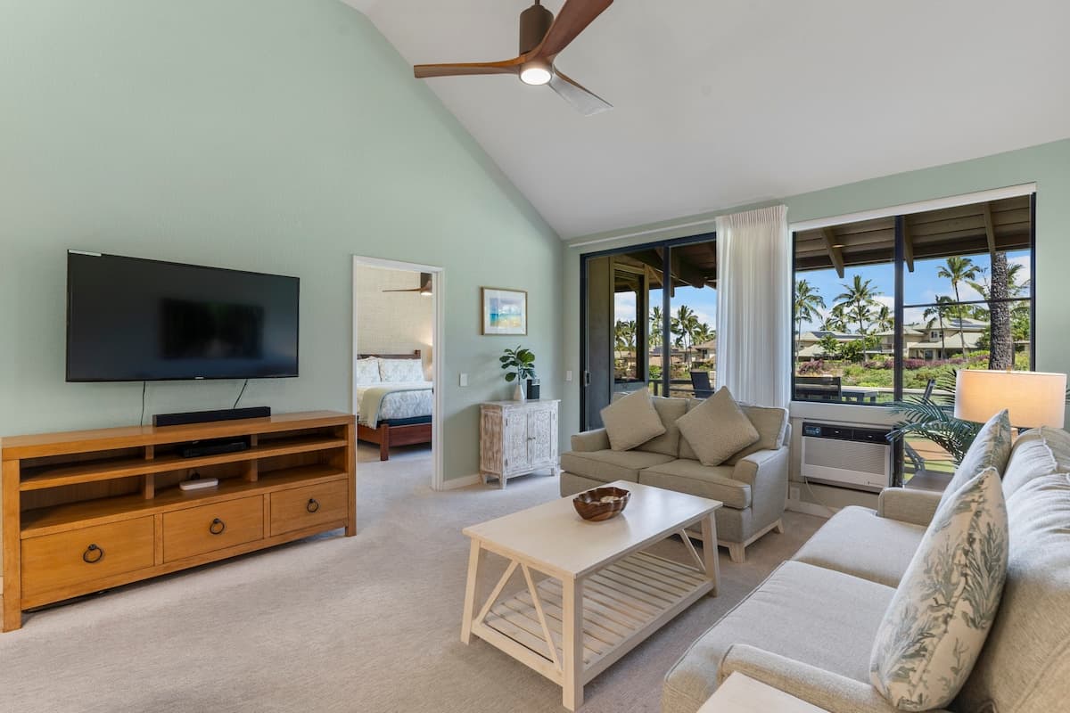 Condo in Wailea · ★4.8 · 2 bedrooms · 3 beds · 2 baths - Photo 2