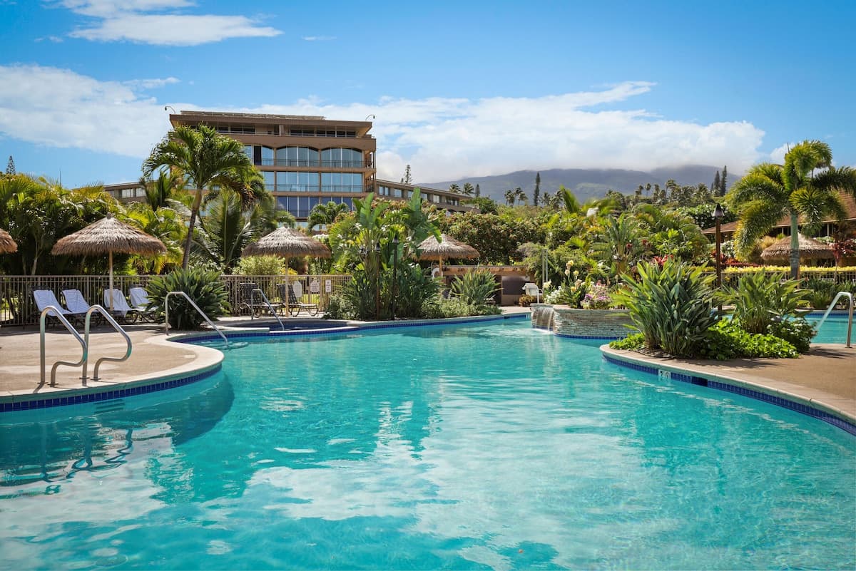 Condo in Lahaina · ★5.0 · 2 bedrooms · 3 beds · 2.5 baths - Photo 3