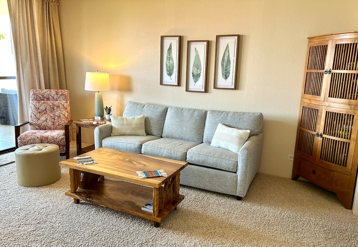 Condo in Kailua-Kona · ★4.94 · 1 bedroom · 2 beds · 2 private baths - Photo 2