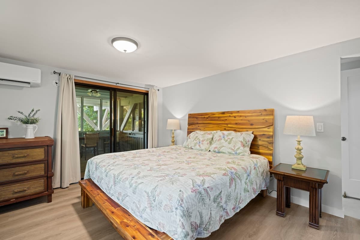 Home in Princeville · ★4.89 · 3 bedrooms · 4 beds · 2.5 private baths - Photo 1