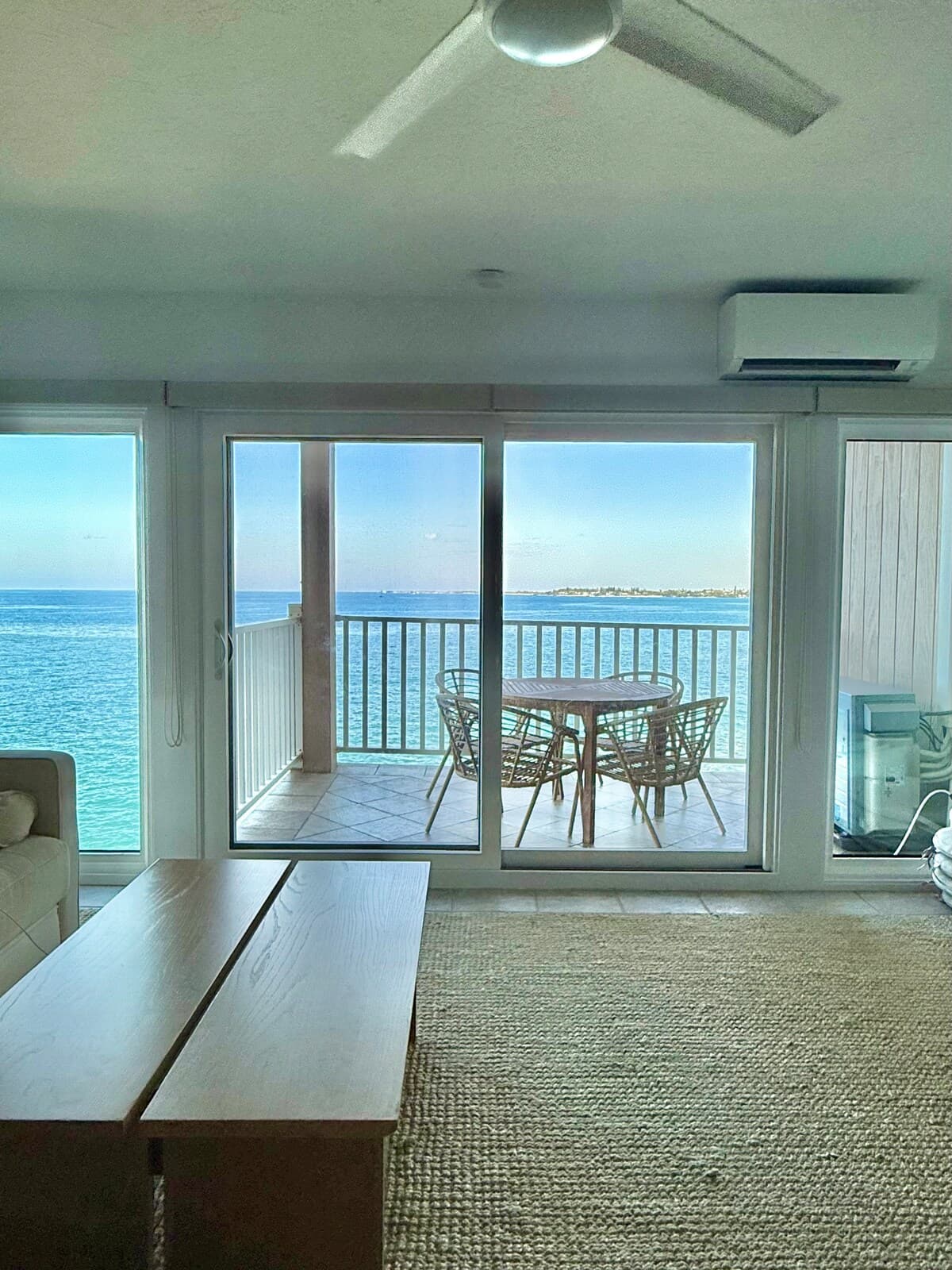 180° Ocean View with AC, see Wildlife from Lanai - Photo 2