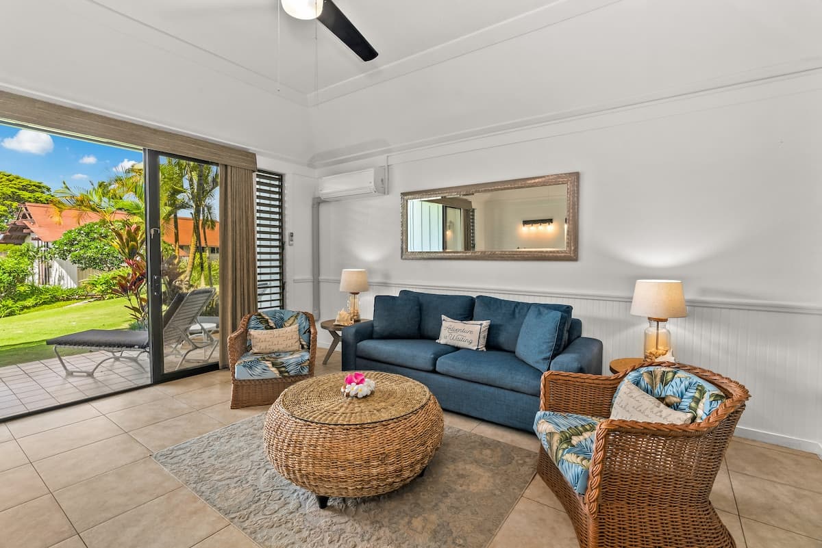 Ground Floor Condo · Resort Pool · A/C · King Bed - Photo 3
