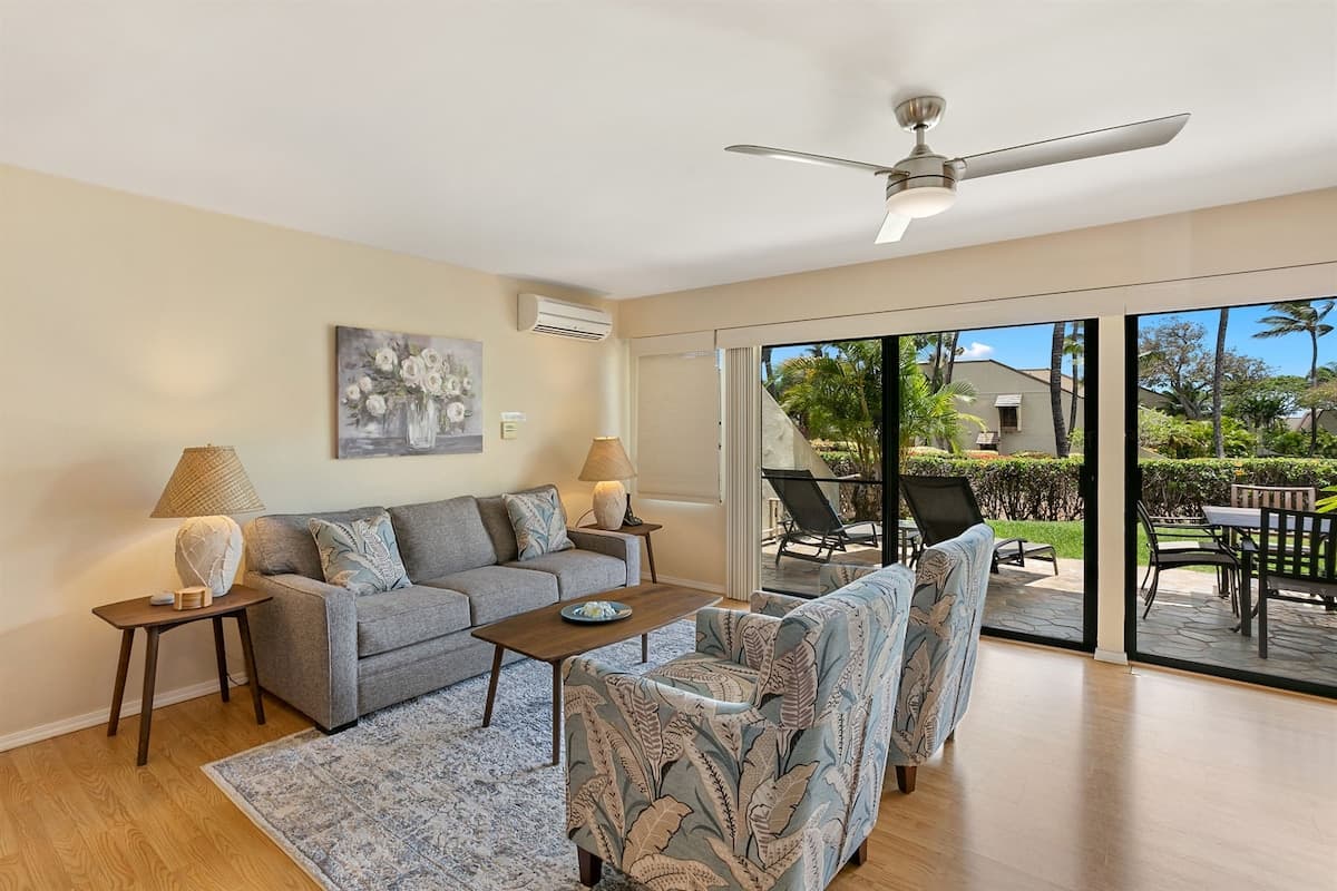 Condo in Kihei · ★4.9 · 1 bedroom · 2 beds · 2 private baths - Photo 3