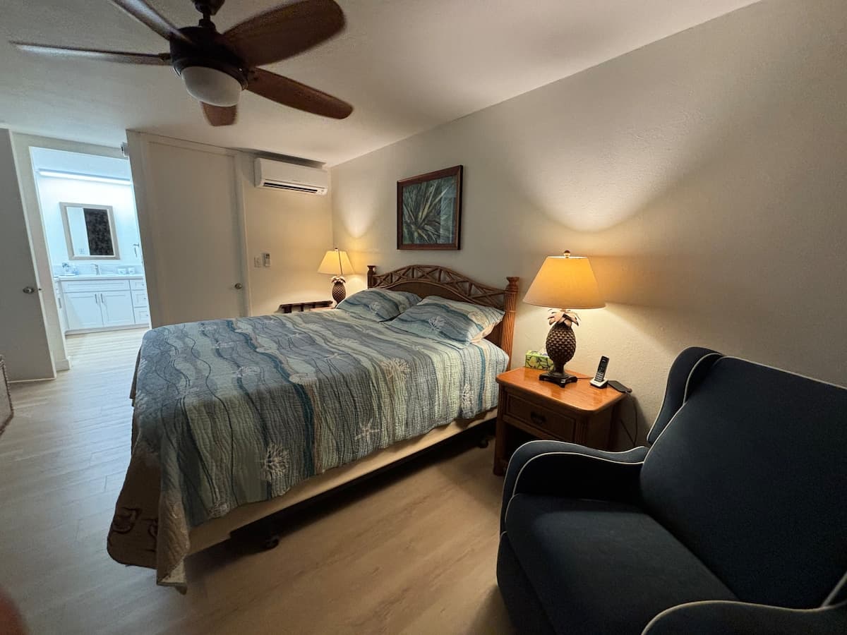Condo in Kihei · ★4.82 · 2 bedrooms · 3 beds · 2 private baths - Photo 1