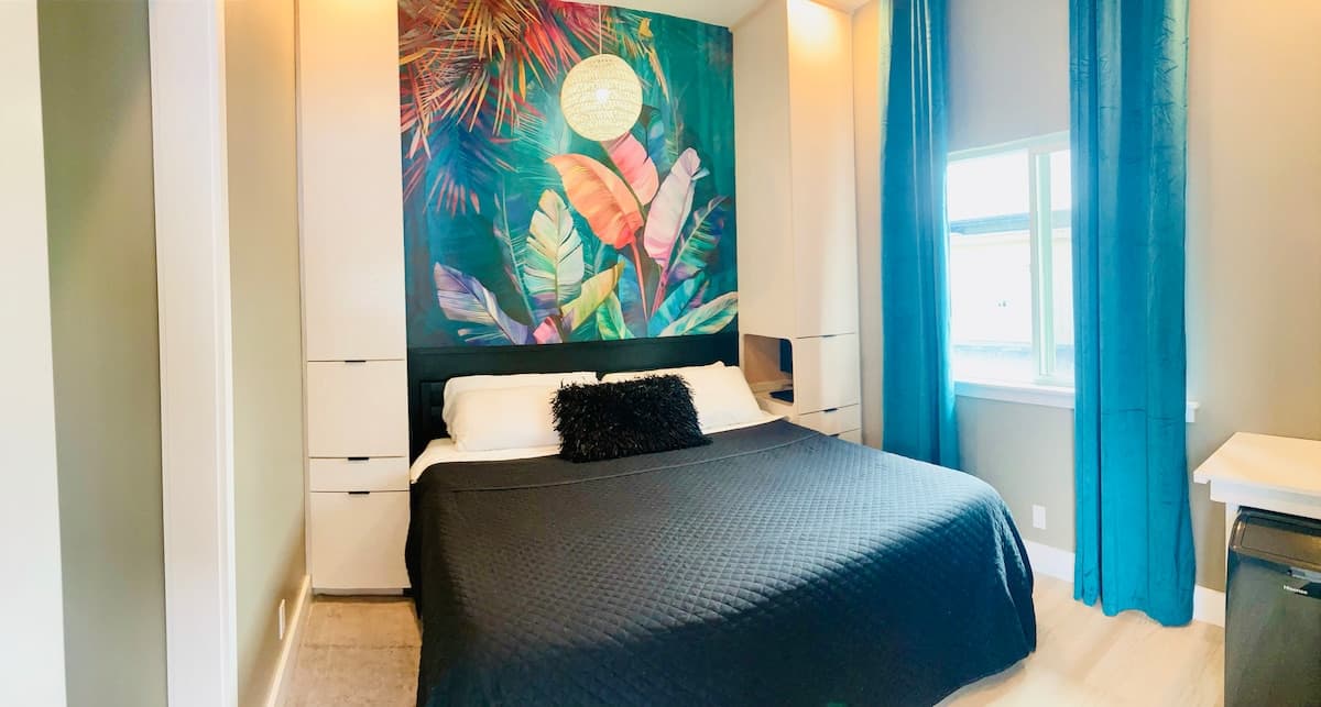 Home in Keaau · ★5.0 · 1 bedroom · 1 bed · 1 shared bath - Photo 4