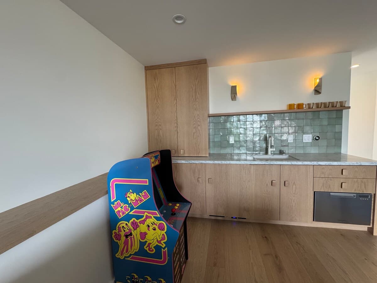 New 5BR Ocean Beach Home with Slide & Sauna - Photo 4