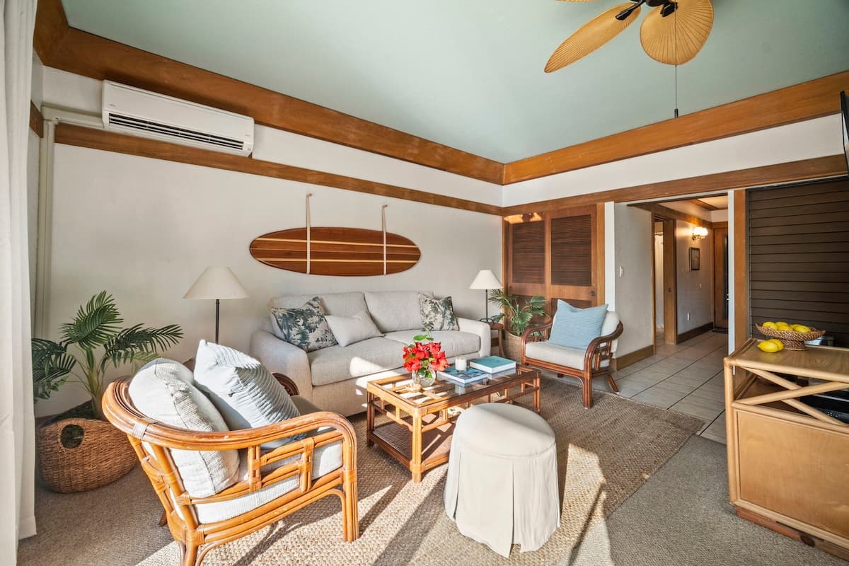 NEWLY Updated Kiahuna 1BR | A/C + Pool - Photo 3