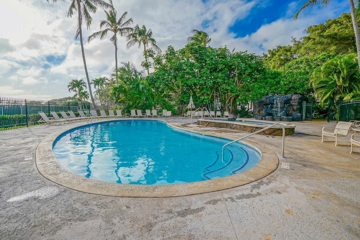 Condo in Koloa · ★4.86 · 2 bedrooms · 3 beds · 2 shared baths - Photo 4