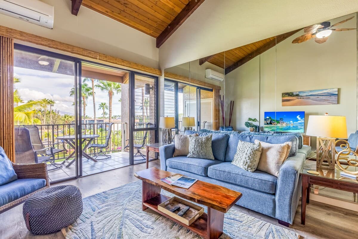 Condo in Kihei · ★4.83 · 2 bedrooms · 4 beds · 2 private baths - Photo 5