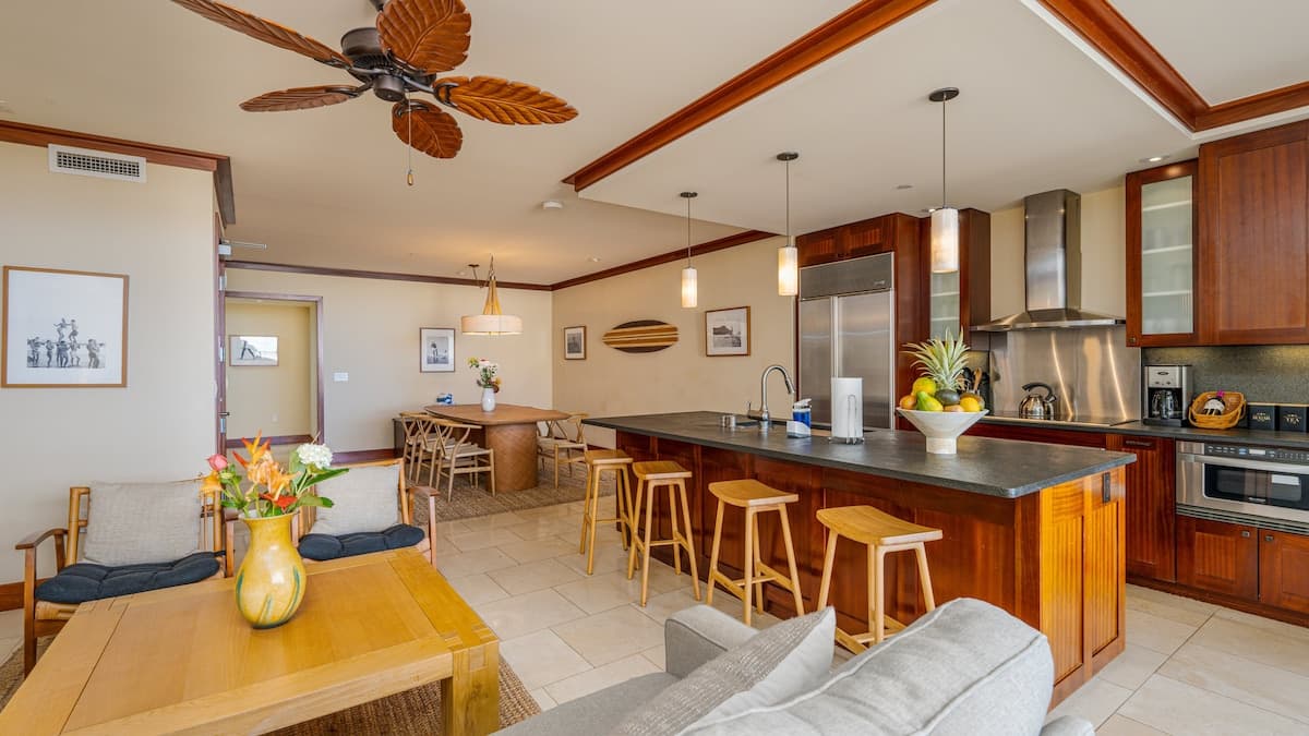 Villa in Kapolei · ★5.0 · 2 bedrooms · 3 beds · 2 shared baths - Photo 4
