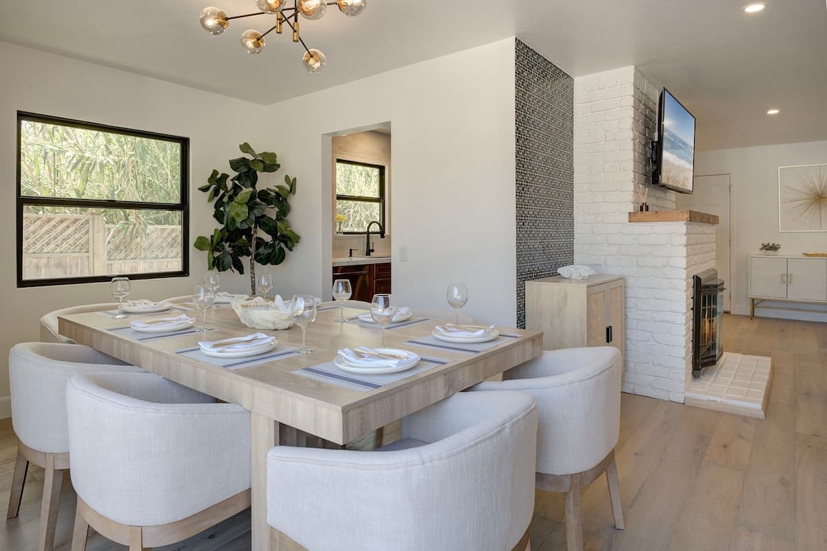 Home in Carmel-by-the-Sea · ★4.77 · 4 bedrooms · 4 beds · 2 private baths - Photo 3
