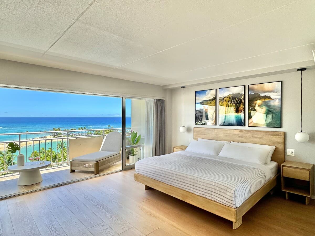 Condo in Honolulu · ★4.97 · 1 bedroom · 2 beds · 1 private bath - Photo 1