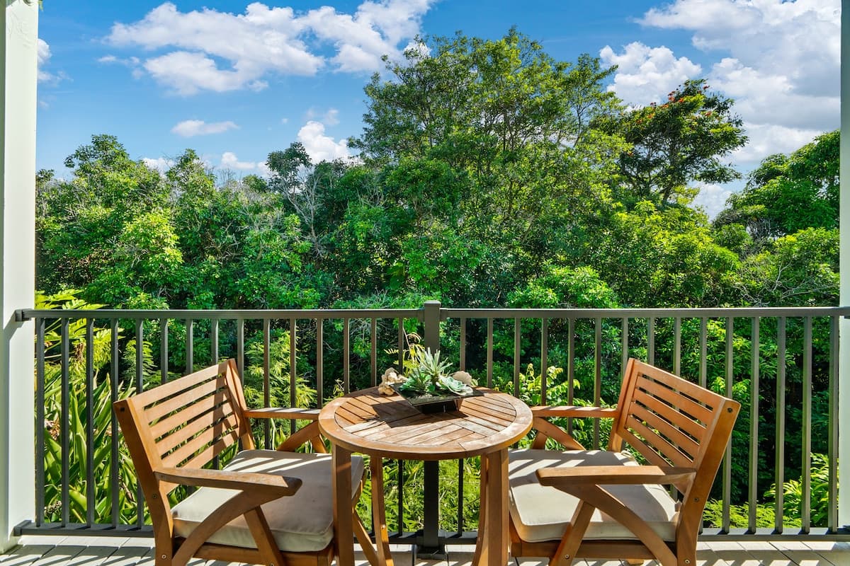 Ideal Island Gem W/ Lovely Lanai, Fast WiFi, Beach - Photo 5