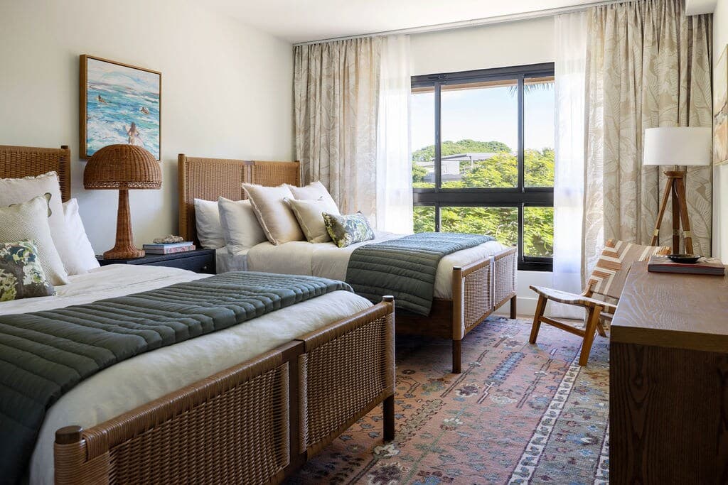Condo in Lahaina · ★4.96 · 2 bedrooms · 4 beds · 2 private baths - Photo 2