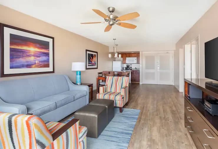 Condo in Lahaina · ★4.92 · 1 bedroom · 2 beds · 1 private bath - Photo 1