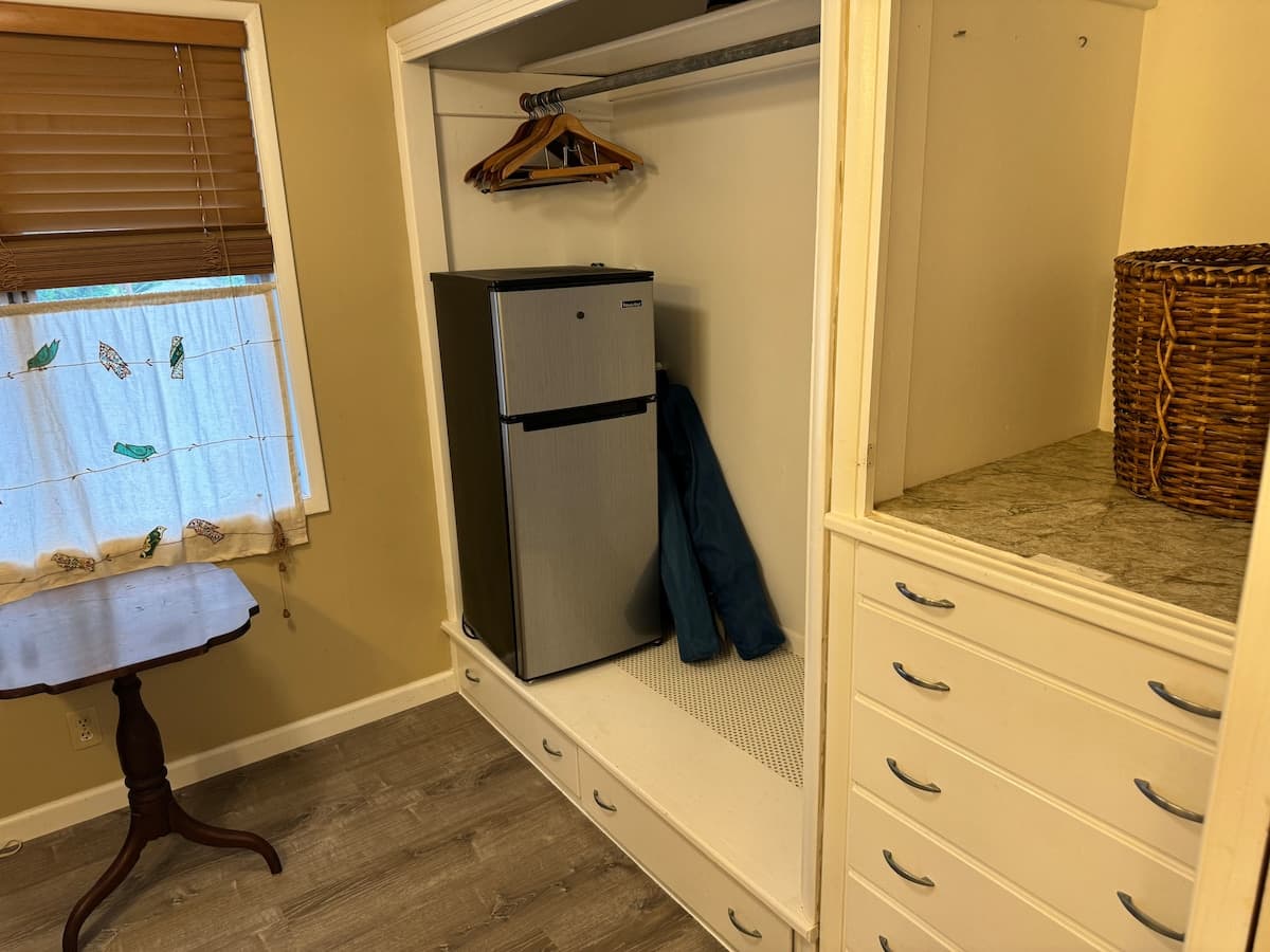 Home in Kailua-Kona · ★4.89 · 1 bedroom · 1 bed · 1 private bath - Photo 4