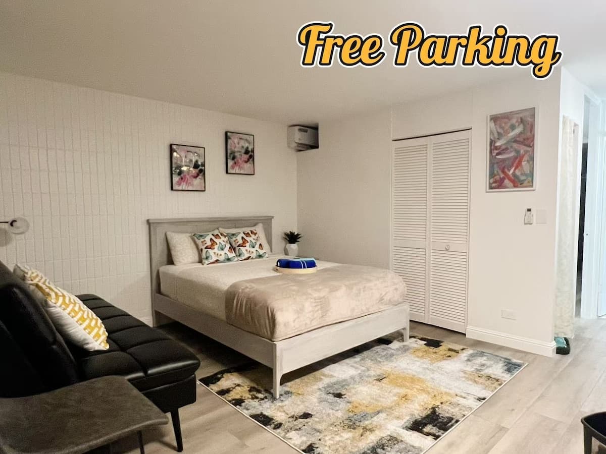Newly Renovated Apt in Waikiki-Free Parking - Photo 3