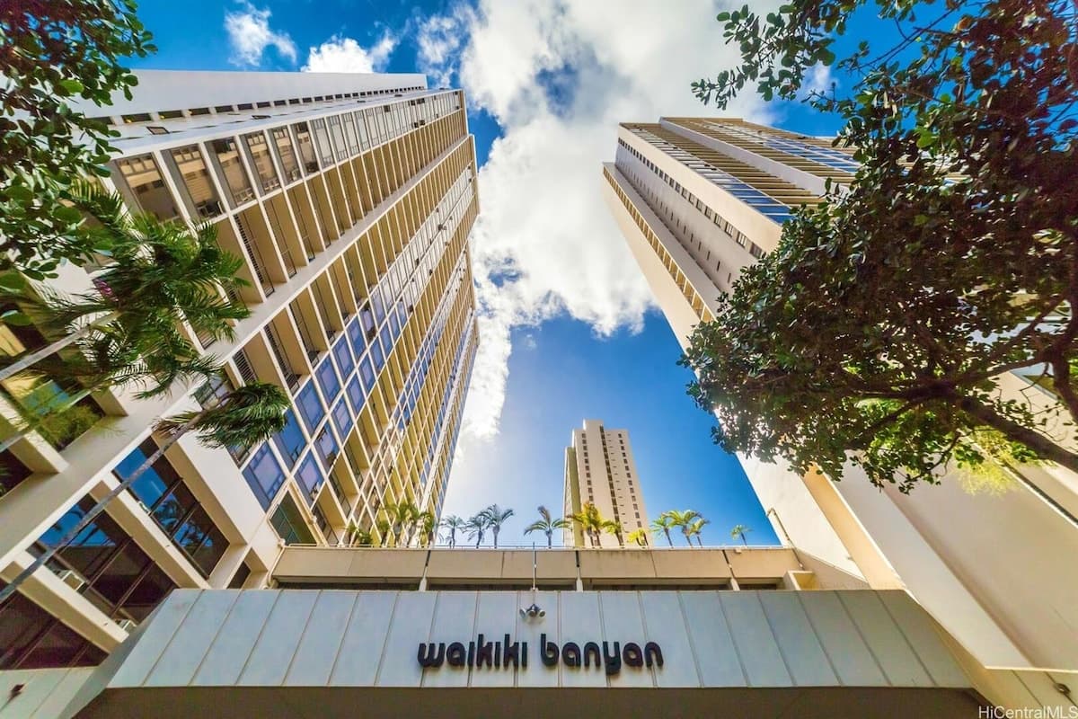 Hotel in Honolulu · ★4.77 · 1 bedroom · 3 beds · 1 private bath - Photo 1