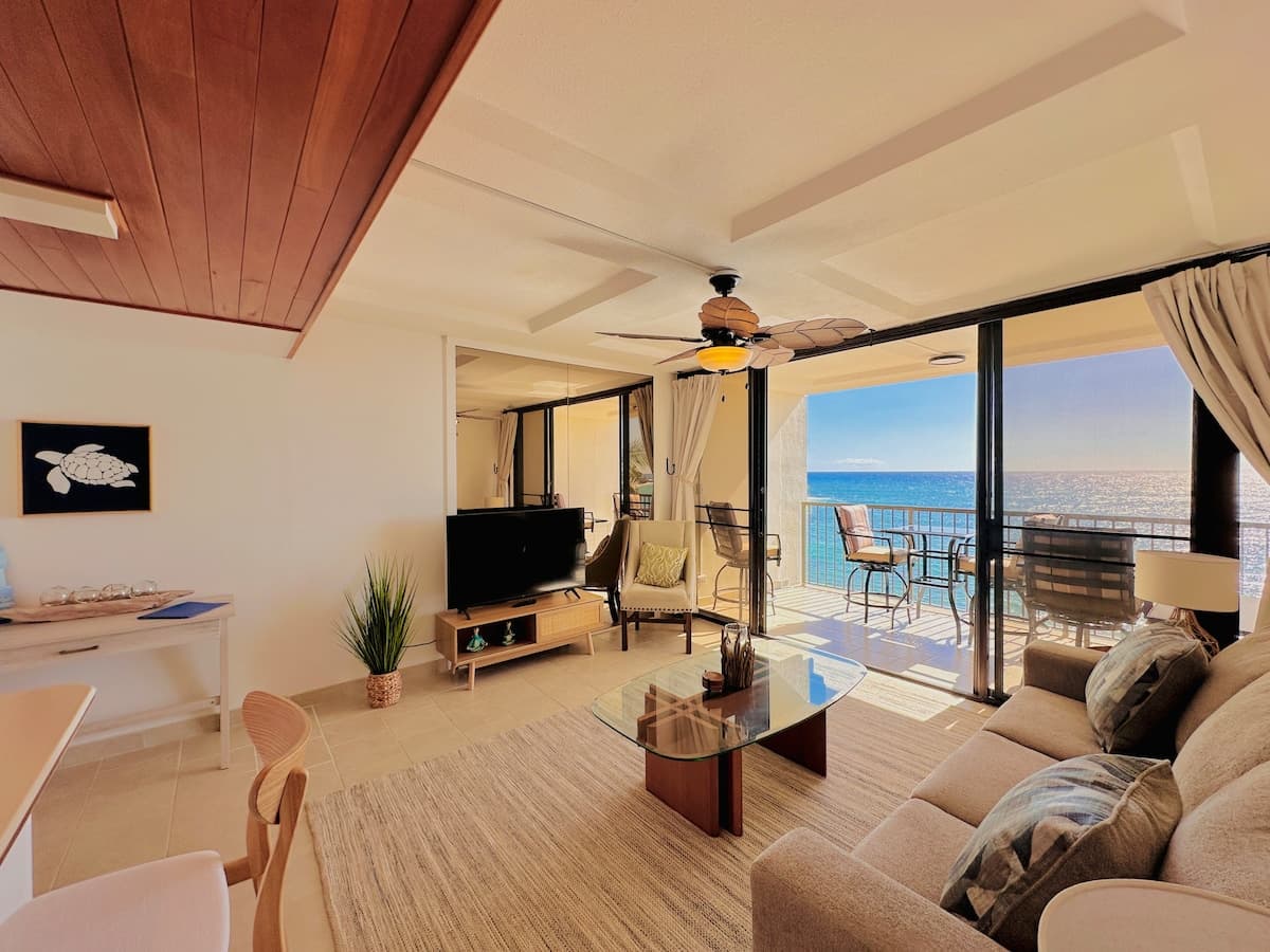 Condo in Waianae · ★4.91 · 1 bedroom · 2 beds · 1 private bath - Photo 3