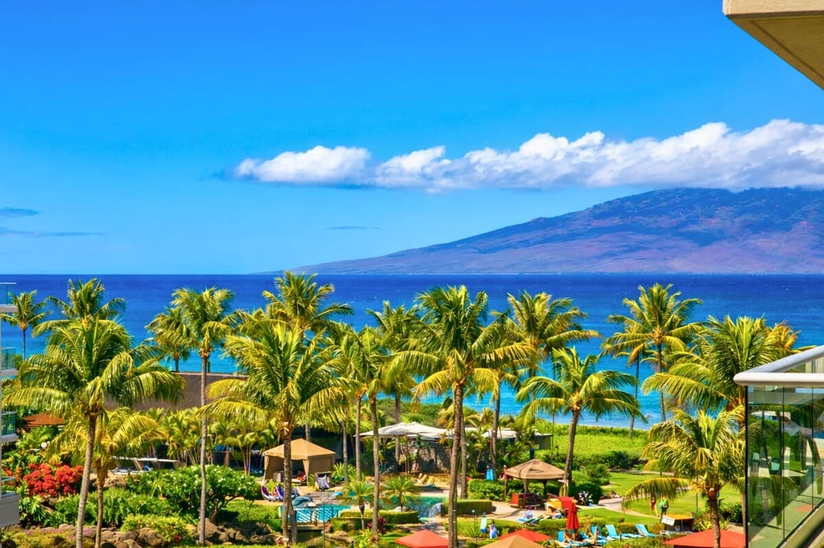 Condo in Lahaina · ★5.0 · 1 bedroom · 2 beds · 1 bath - Photo 2