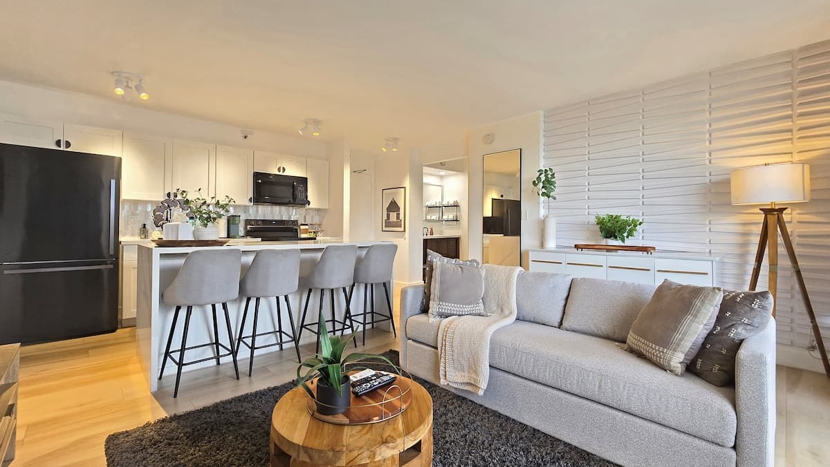 Modern & Chic Premium 1BR-Waikiki Beach w/Parking~ - Photo 3