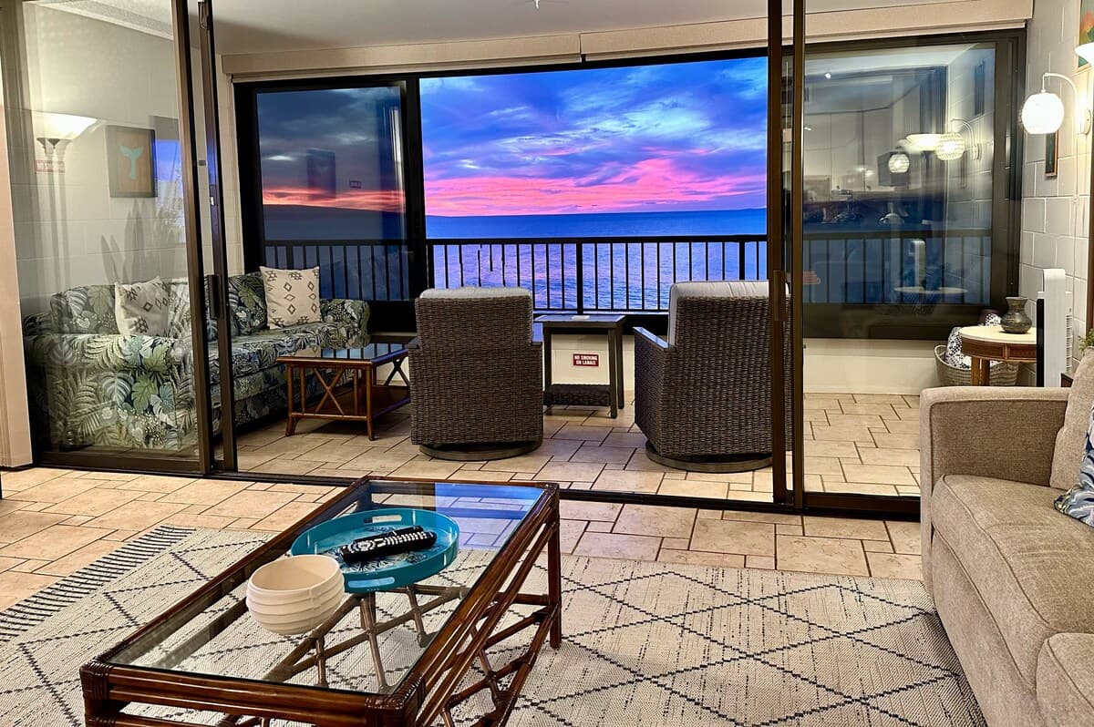 Wake Up Over The Pacific, Oceanfront Maui Retreat - Photo 5