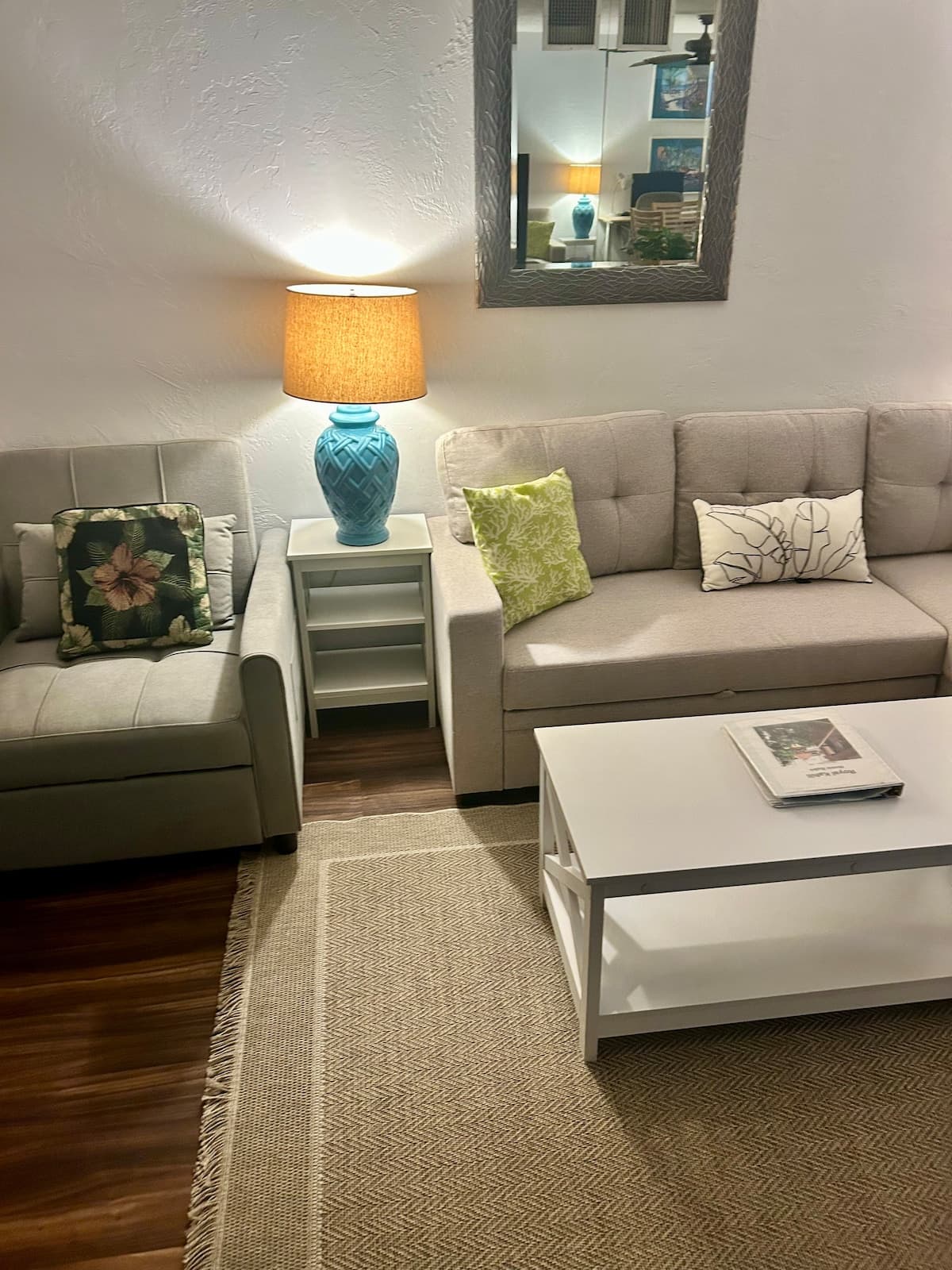 Condo in Kailua-Kona · ★4.48 · 2 bedrooms · 4 beds · 2 private baths - Photo 3