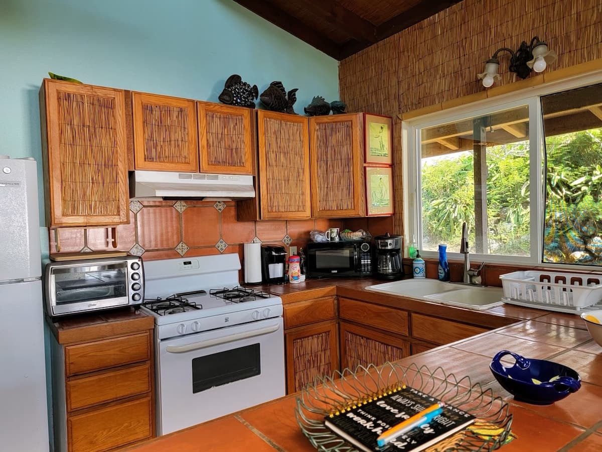Home in Hawi · ★4.81 · 2 bedrooms · 3 beds · 1 bath - Photo 5
