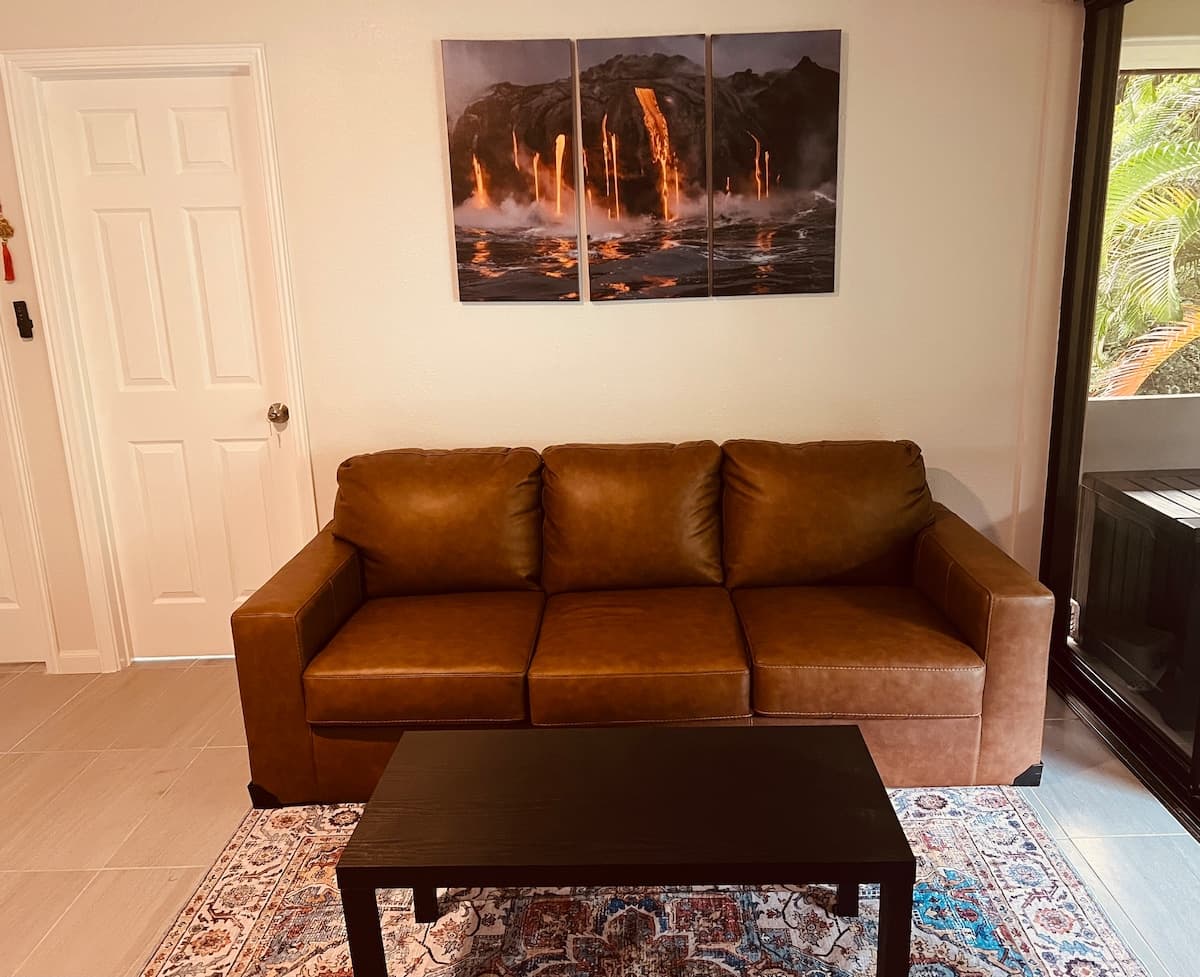 Newly Renovated Cozy 2Br 1Ba Apt in Waiakea Villas - Photo 5