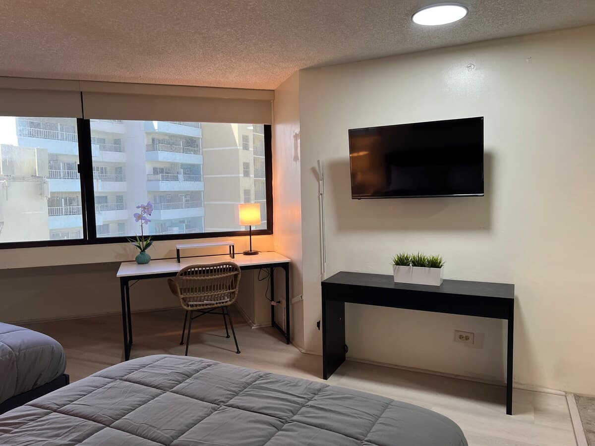 Waikiki Summer Stay Near Everything | 4 Studios - Photo 3