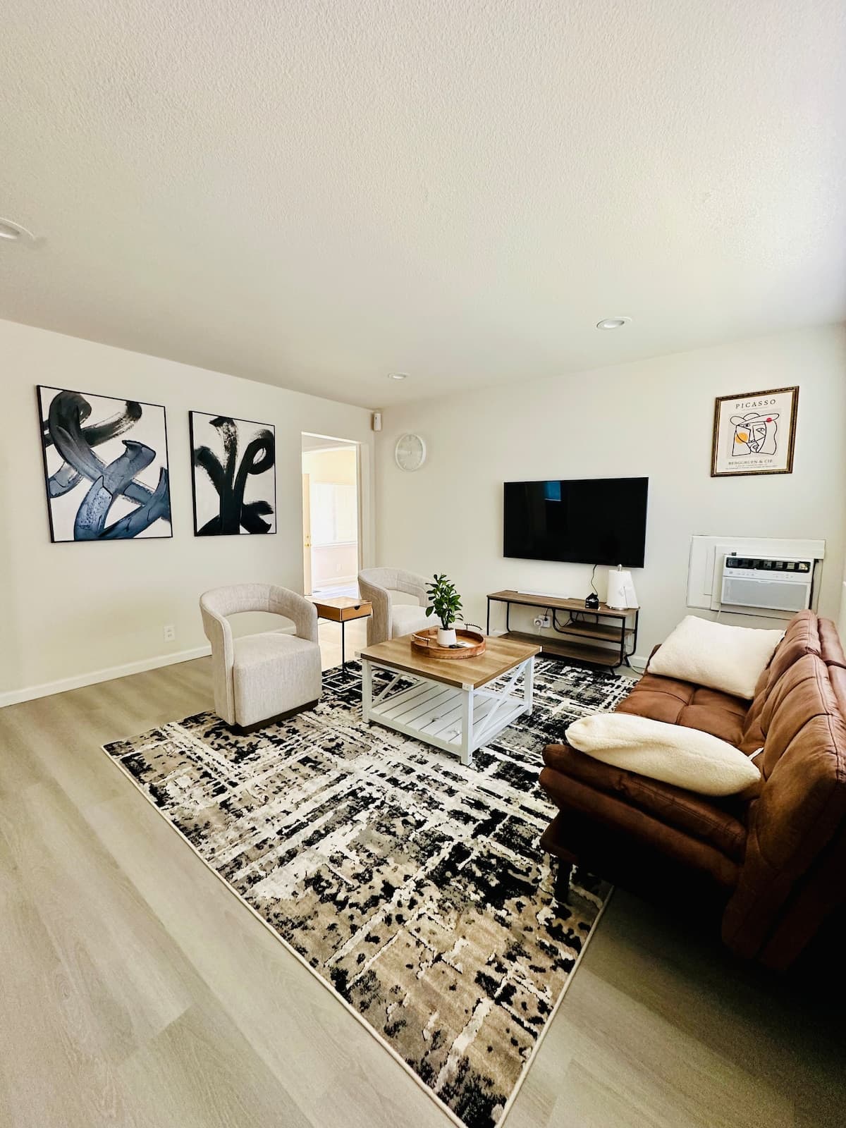 Luxury 3BR Home in Heart of San Jose - Photo 1