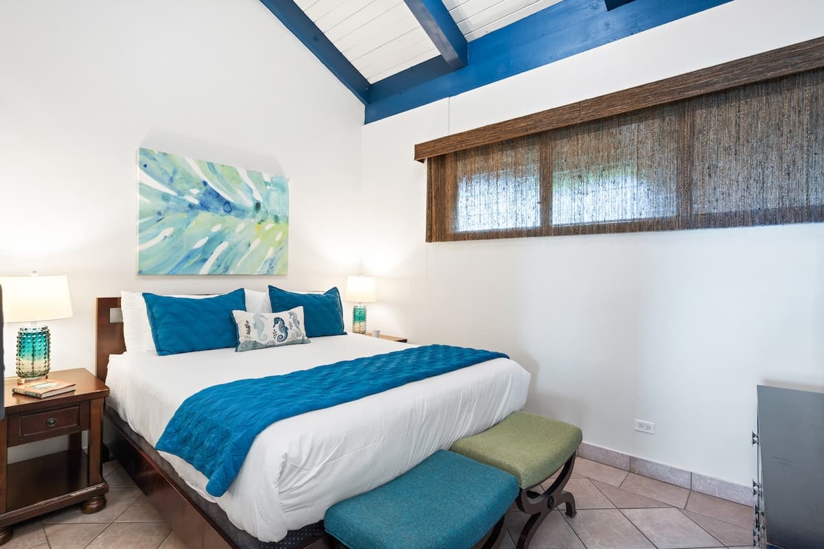 Condo in Lahaina · ★4.67 · 3 bedrooms · 4 beds · 3 baths - Photo 5