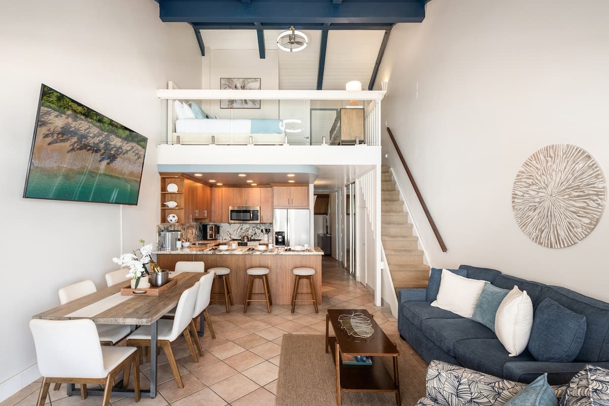 Condo in Lahaina · ★4.67 · 3 bedrooms · 4 beds · 3 baths - Photo 3